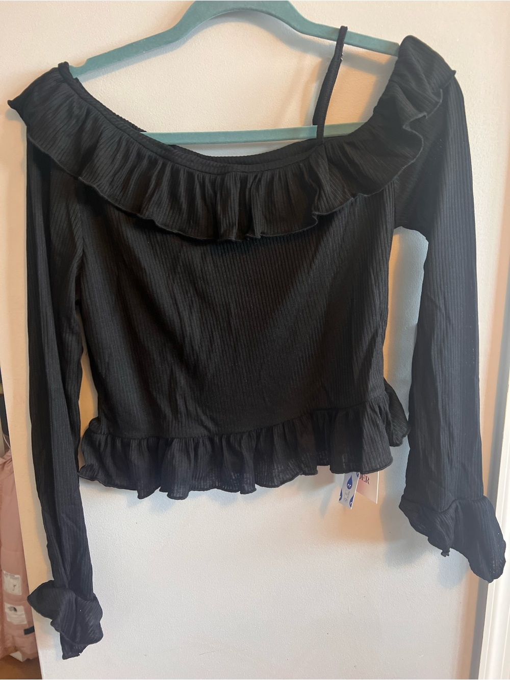 Cider Black Ruffled Off-Shoulder Blouse - Picture 4 of 5